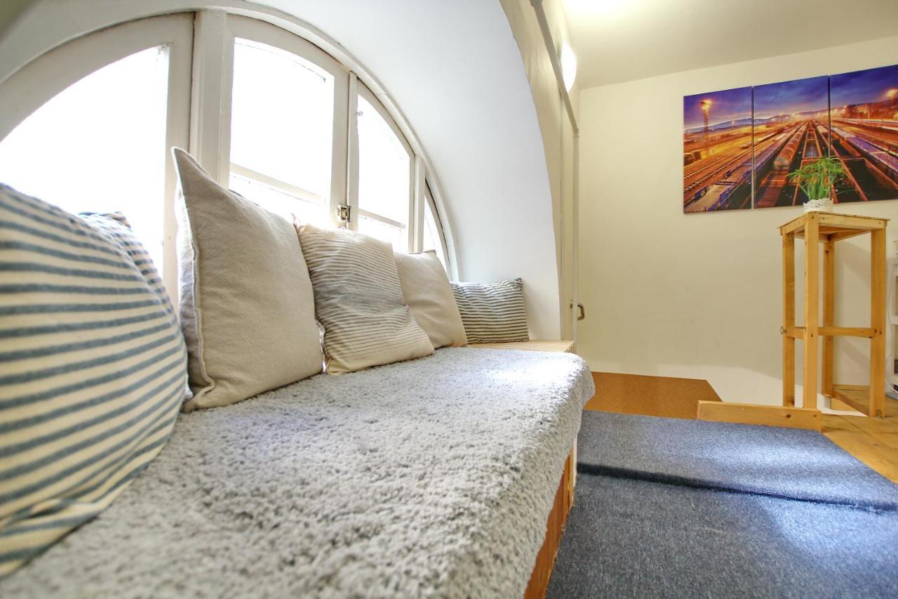 Hip Apartment At The Museum Boedapest Buitenkant foto